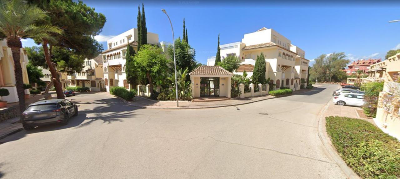 La Buganvilla De Марбелья Экстерьер фото